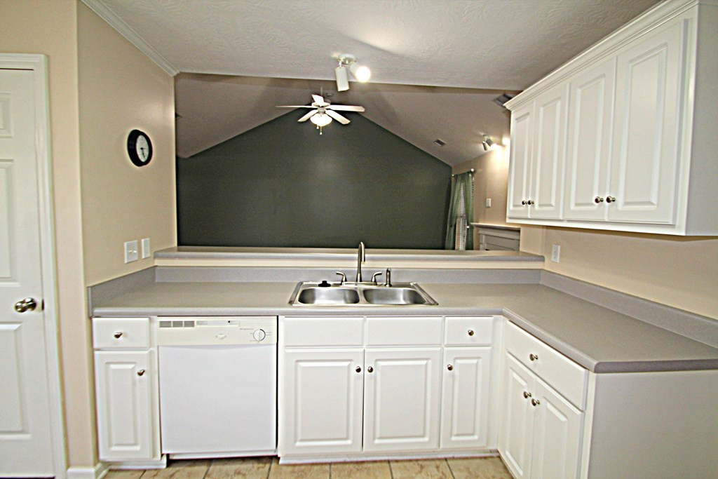 728 Cannock Loop Grovetown, GA 30813 - Photo 8 of 29 open to great room