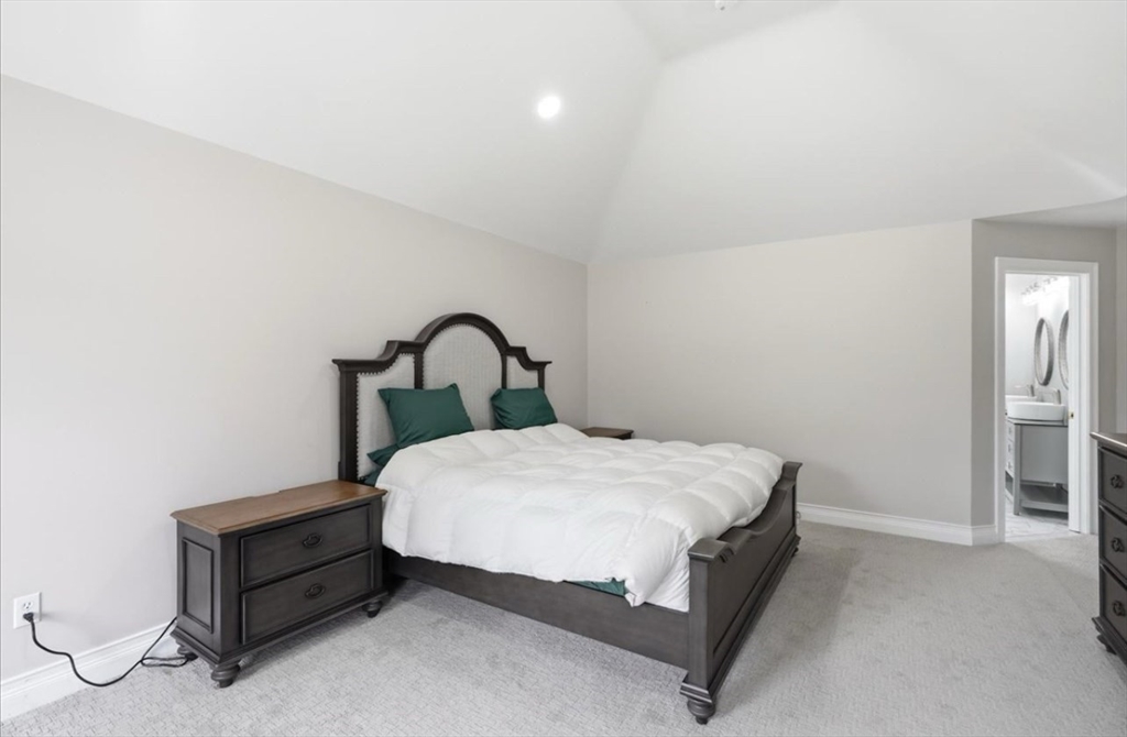 256 Hillcrest Road Marshfield, MA 02050 - Photo 23 of 42 Gallery Image 23