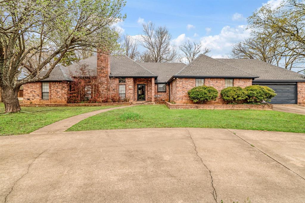 front view of house with a yard