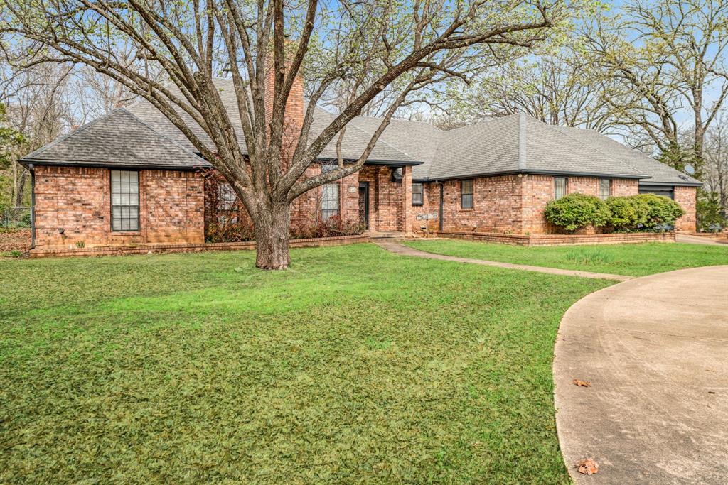 4315 Lakeshore Drive Reno, TX 75462 - Photo 2 of 20 a view of a house with a yard