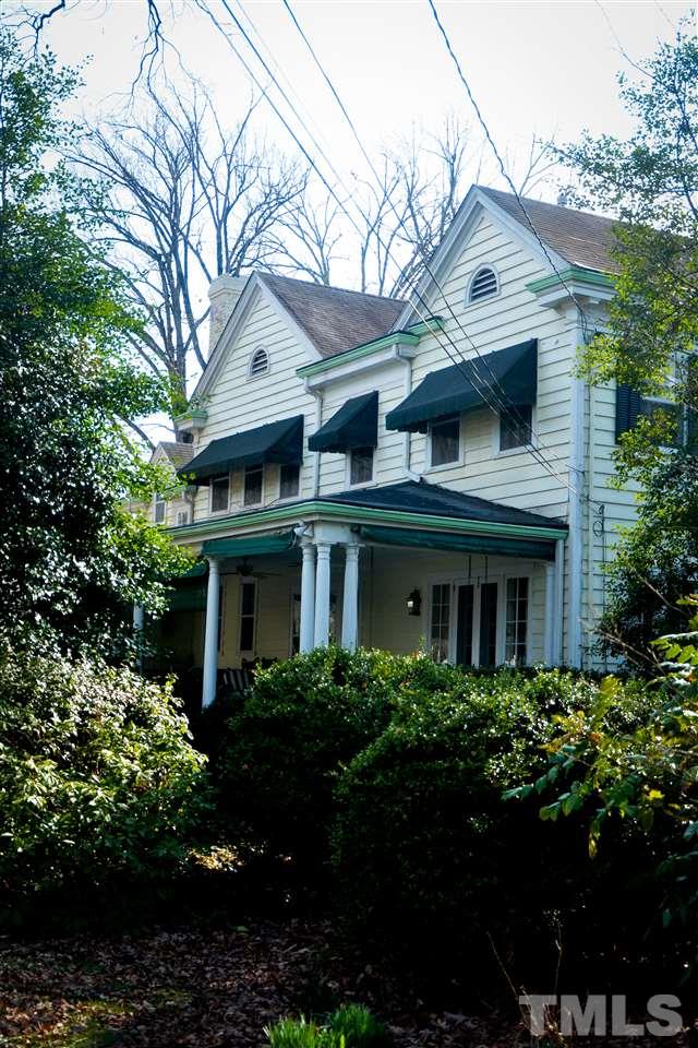 2120 White Oak Road Raleigh, NC 27608 - Photo 10 of 10 a front view of a house with a garden