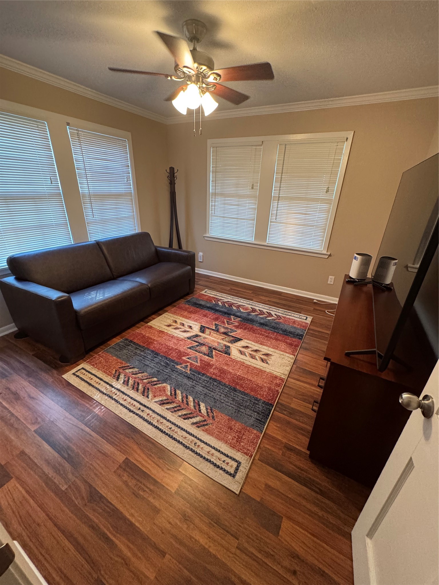 207 Elm Street Wharton, TX 77488 - Photo 24 of 27 Guest Bedroom as it is currently.