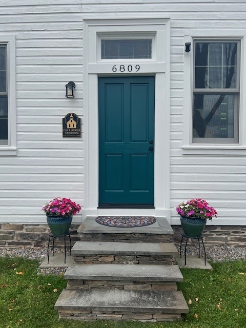 6809 East Handsome Brook Road Franklin, NY 13775 - Photo 7 of 34 Entry with Transom Window