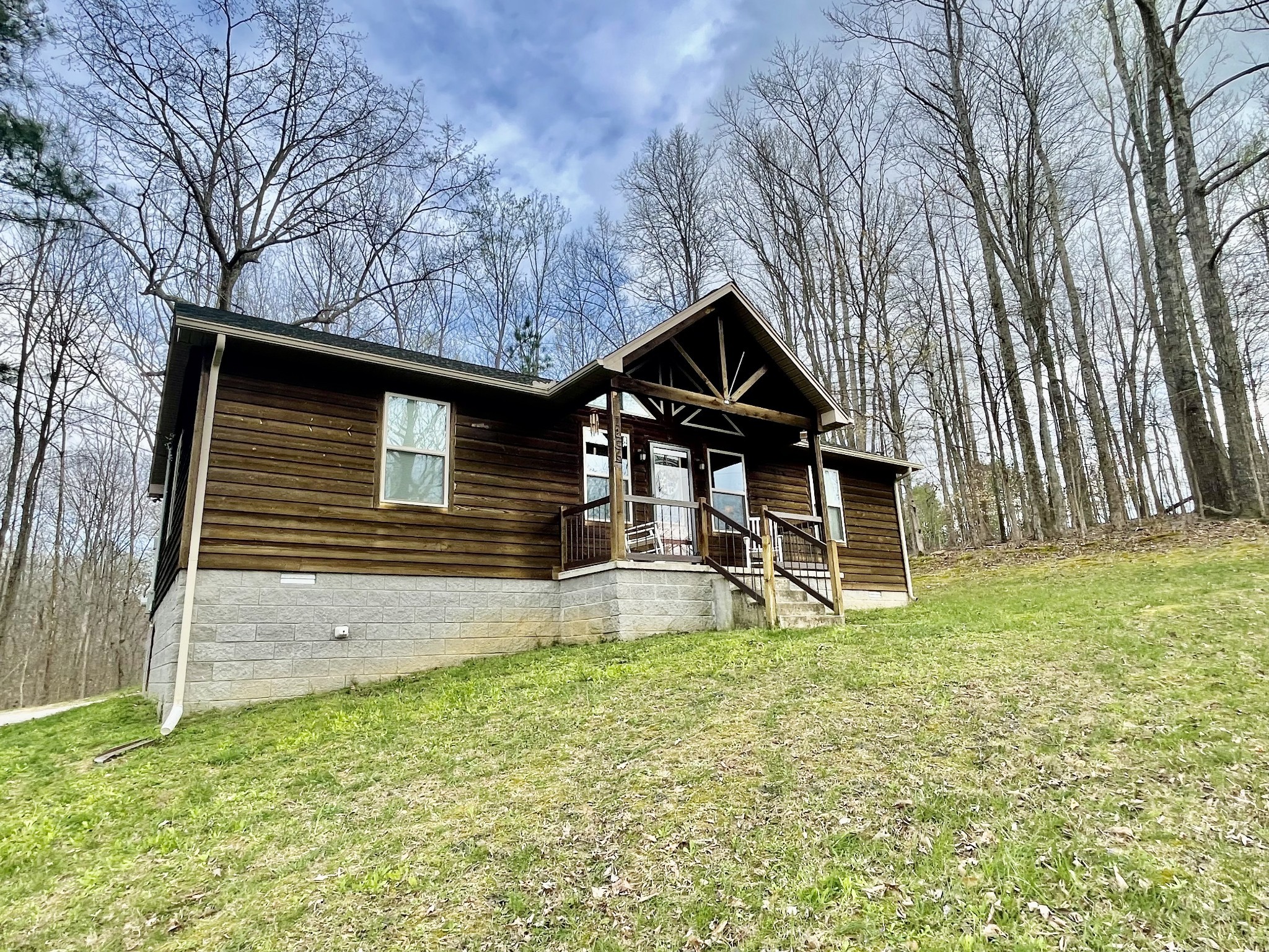 1256 Prosser Road Leoma, TN 38468 - Photo 2 of 23