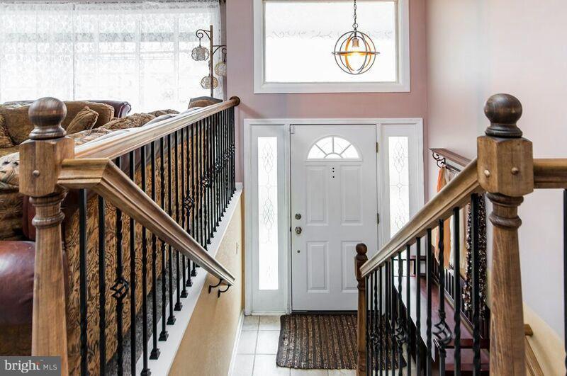 528 Beards Hill Road Aberdeen, MD 21001 - Photo 3 of 27 Greet your guests in the spacious foyer