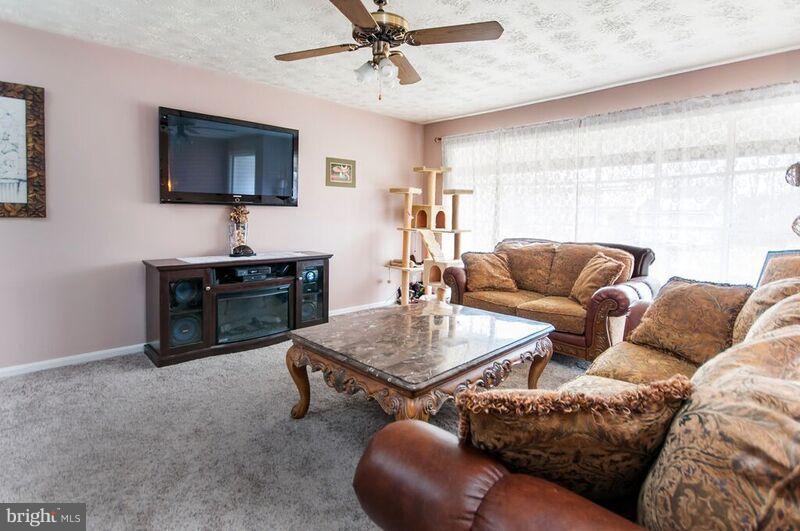 528 Beards Hill Road Aberdeen, MD 21001 - Photo 5 of 27 Living room is open to the dining room