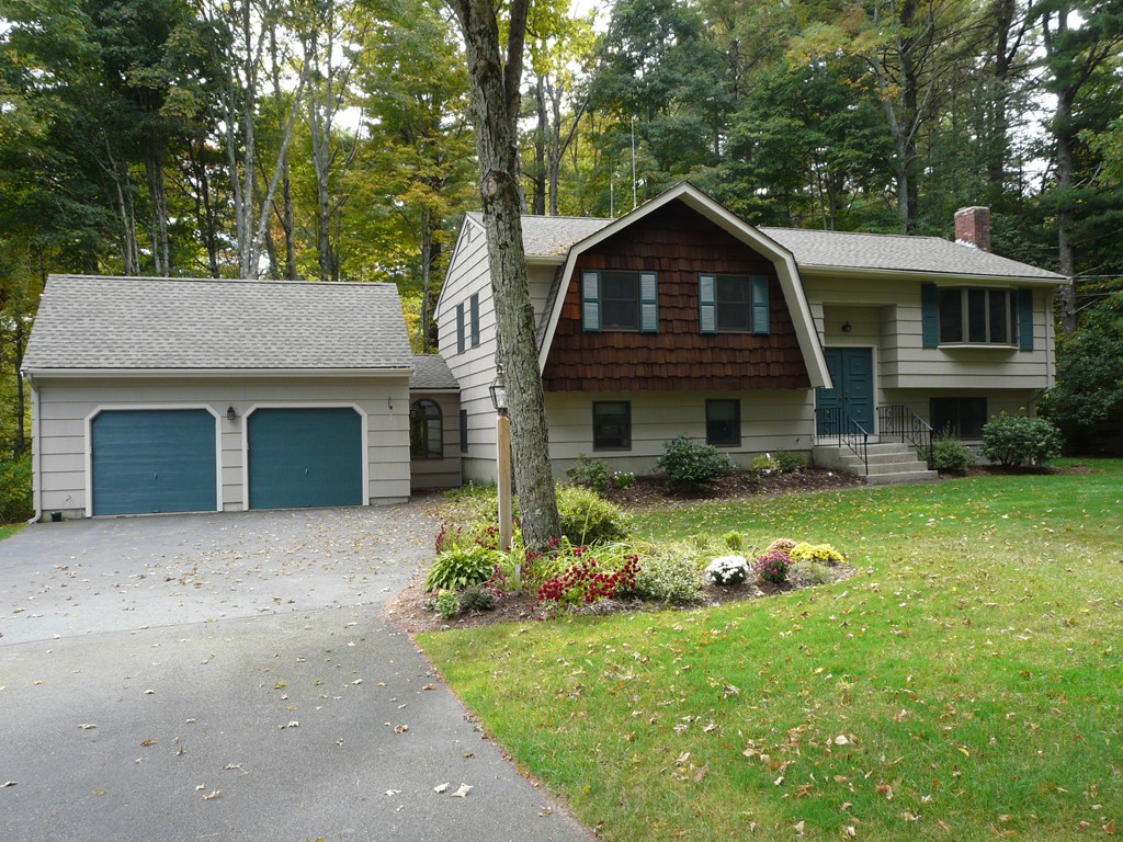 2 Forest Road Foxboro, MA 02035 - Photo 1 of 30 Gallery Image 1