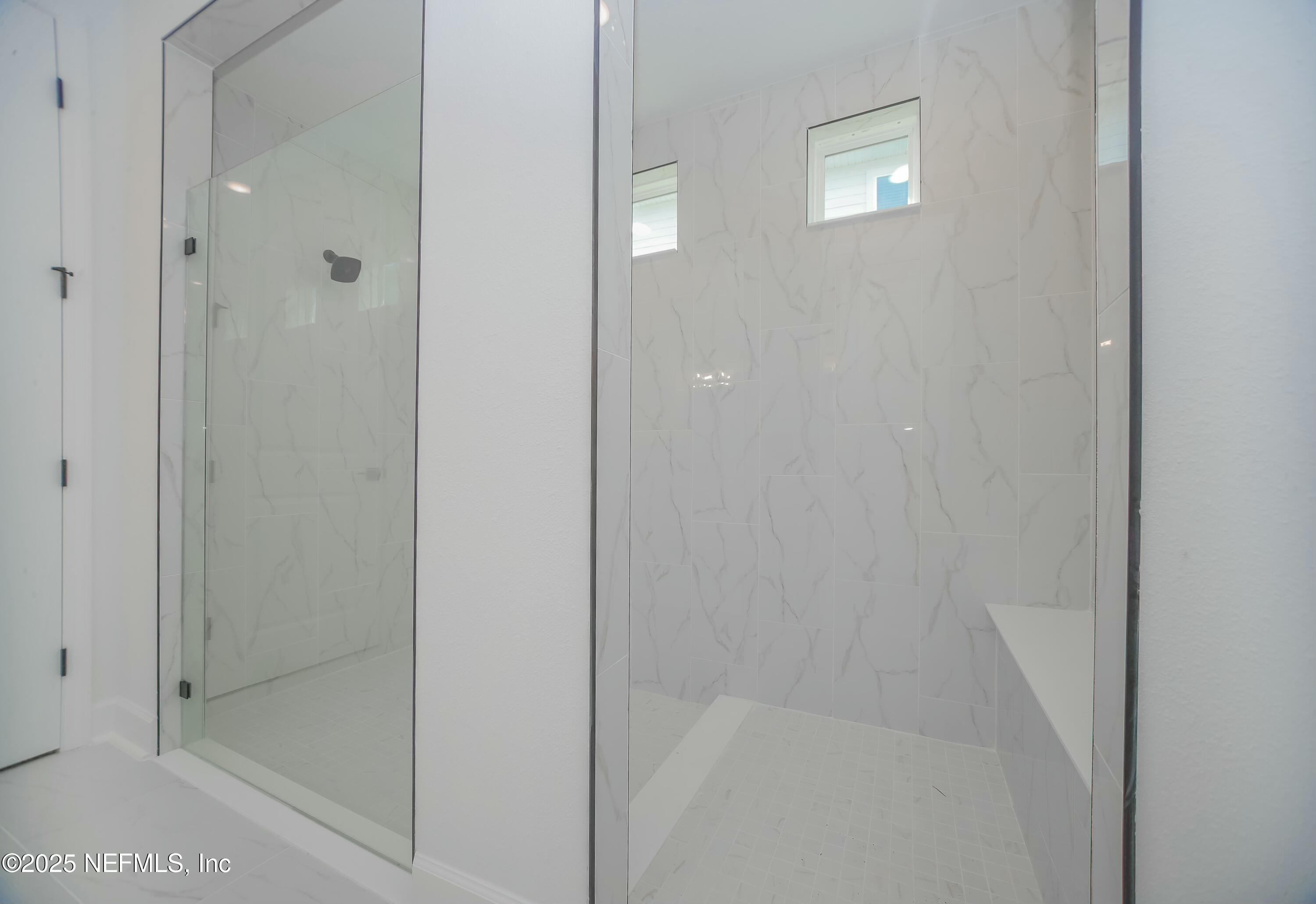 2526 Trailmark Drive St. Augustine, FL 32092 - Photo 15 of 46 a bathroom with a bathtub