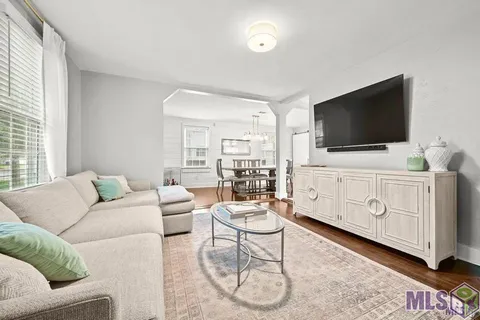 $415,000 | 4759 Sweetbriar Street, Baton Rouge, LA 70808