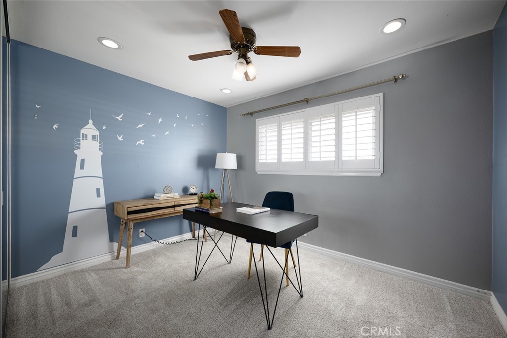 14241 Blackpool Road Westminster, CA 92683 - Photo 14 of 31 a workspace with furniture and a window