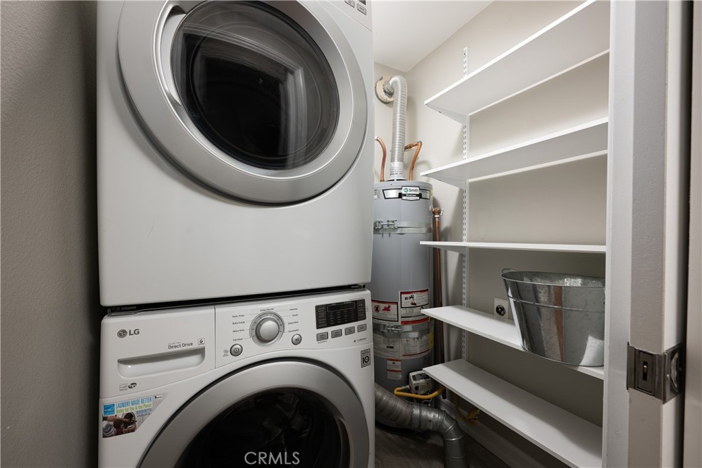 14241 Blackpool Road Westminster, CA 92683 - Photo 15 of 31 a close up view of washer and dryer