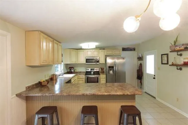 $2,200 | 820 Chestwood Avenue, Tallahassee, FL 32303