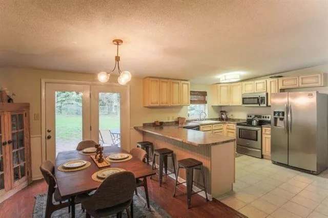 $2,200 | 820 Chestwood Avenue, Tallahassee, FL 32303