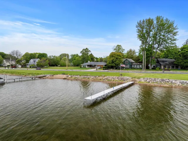 $1,100,000 | 1350 Memorial Drive, Sturgeon Bay, WI 54235