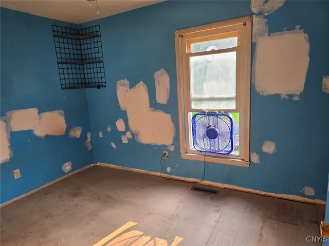 $79,900 | 524 Rochester Street, Fulton, NY 13069