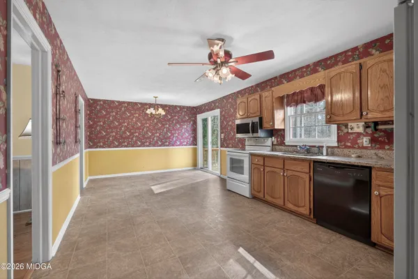 $315,000 | 337 Highway 18, Gray, GA 31032