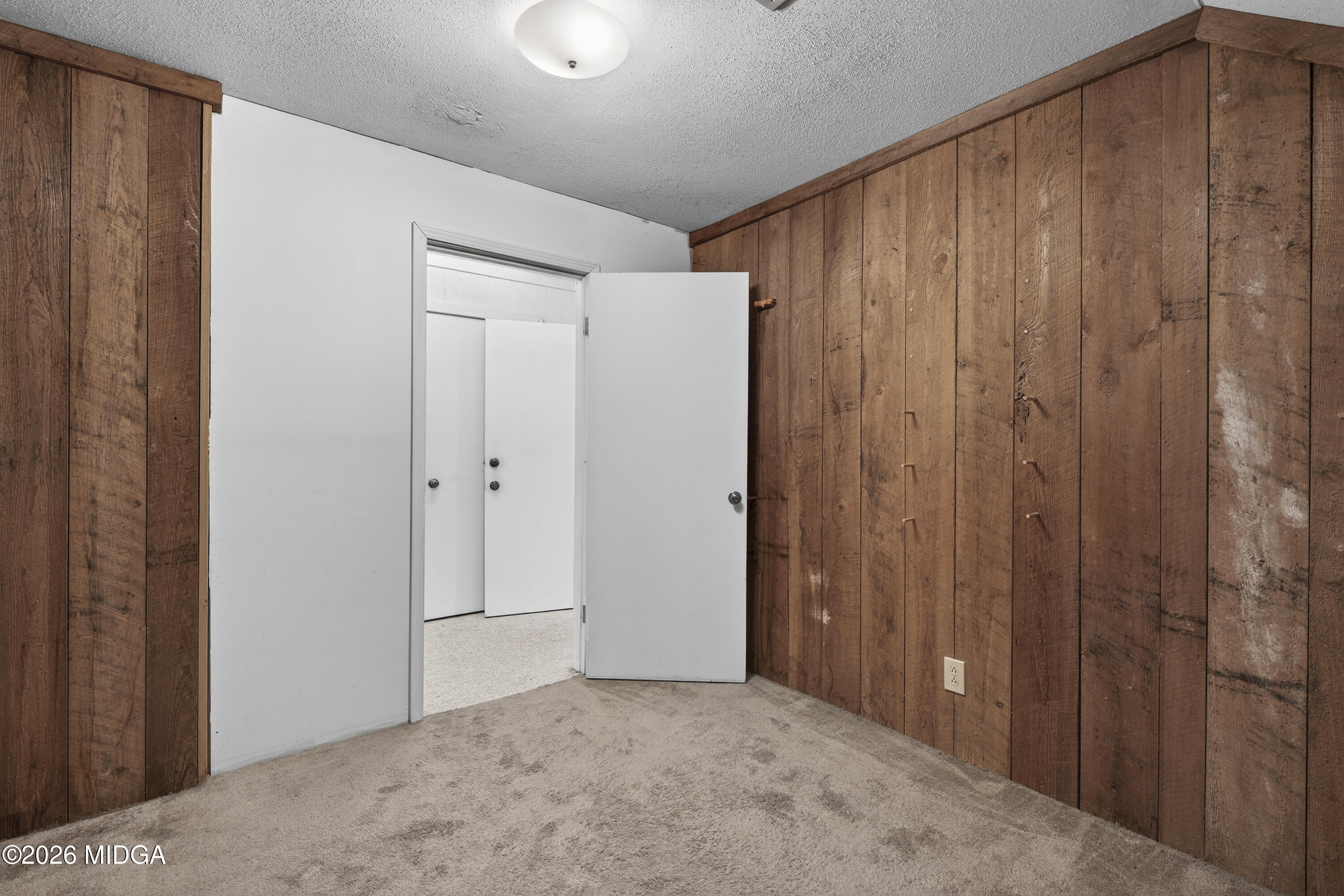 337 Highway 18 Gray, GA 31032 - Photo 35 of 50 a view of room with a wooden door