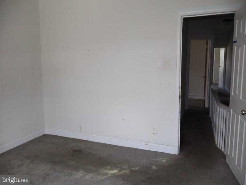 45 Golf Road Upper Darby, PA 19082 - Photo 18 of 19