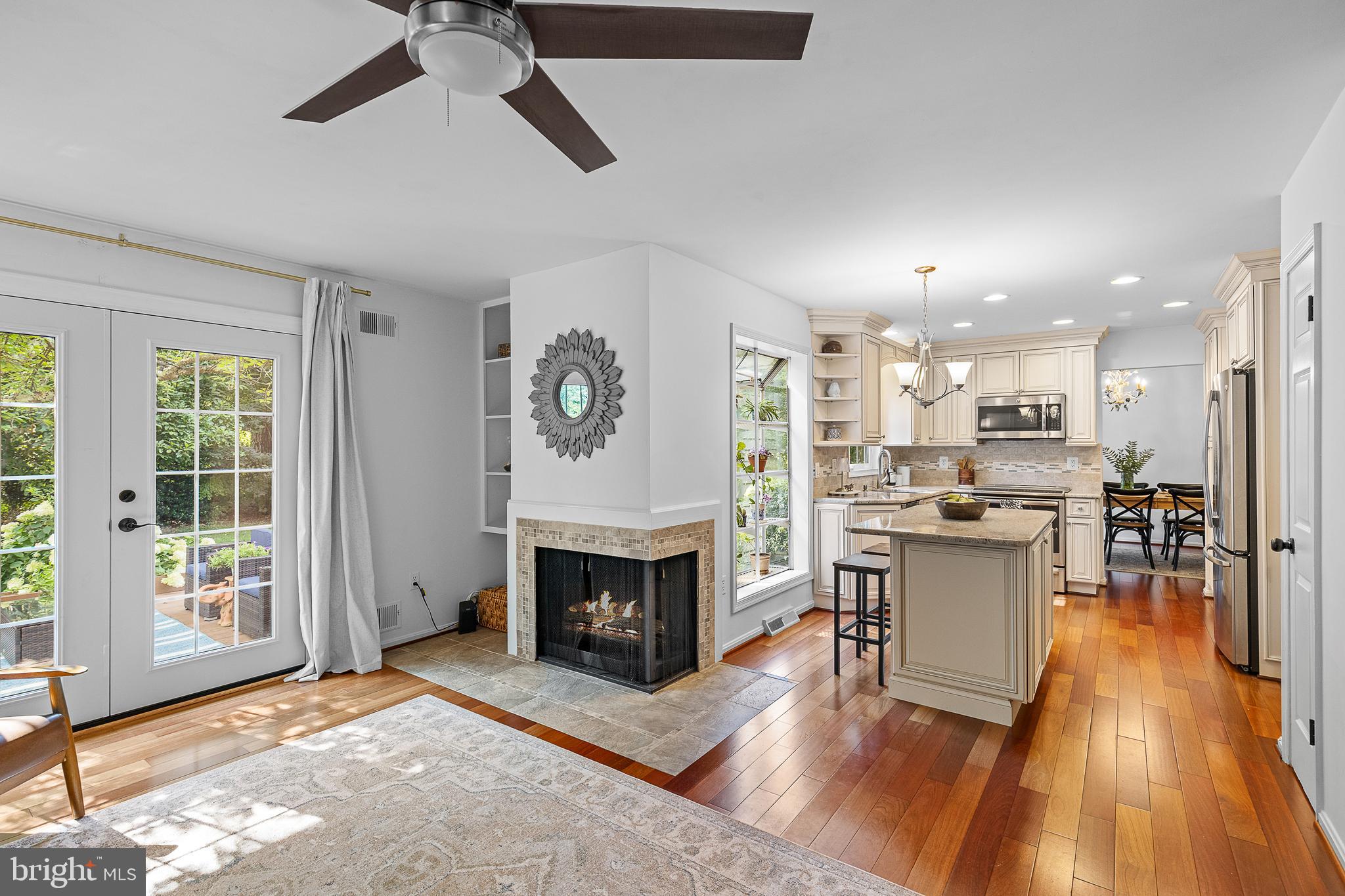 6237 Wilmette Drive Burke, VA 22015 - Photo 18 of 39