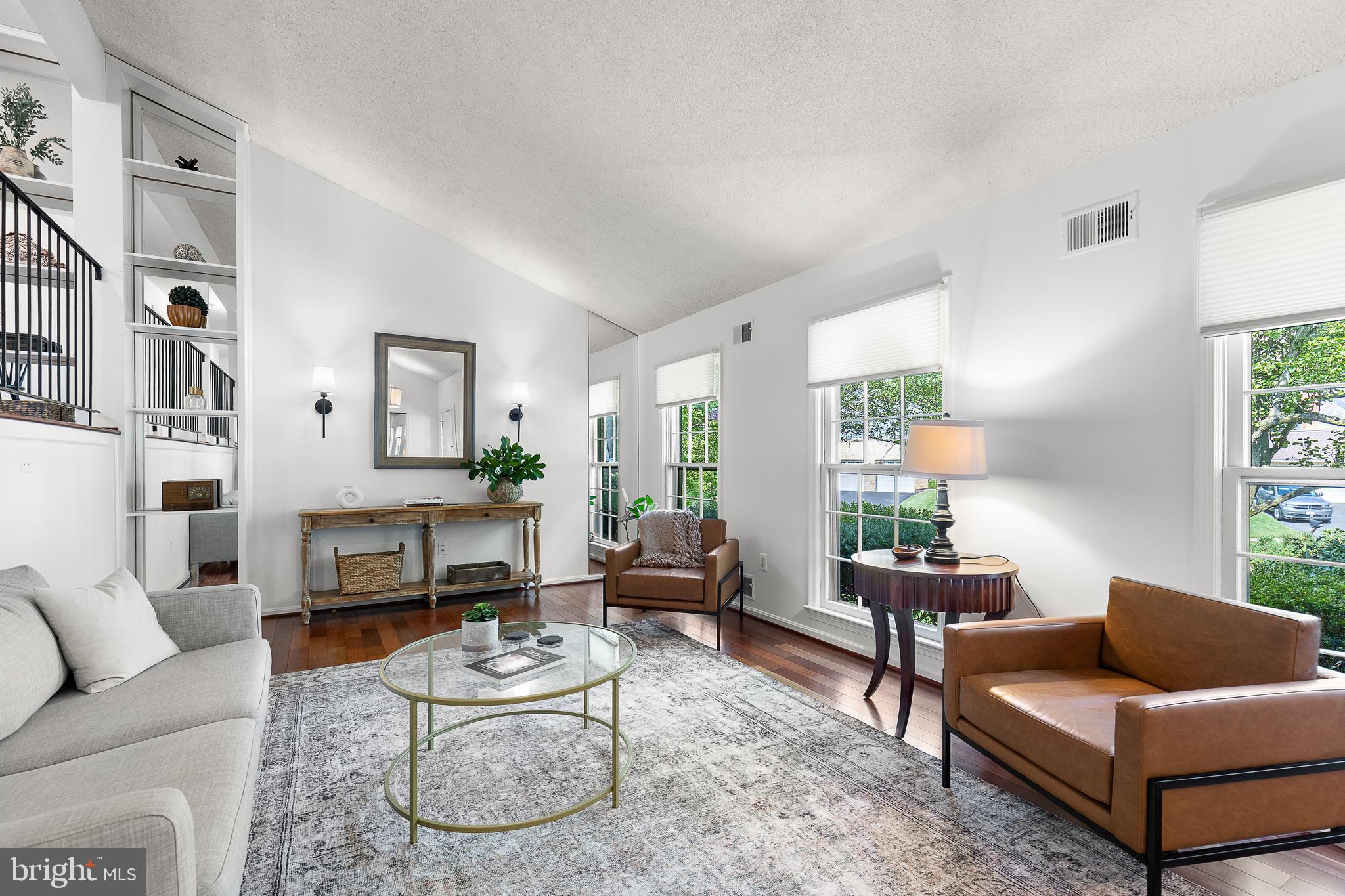 6237 Wilmette Drive Burke, VA 22015 - Photo 7 of 39