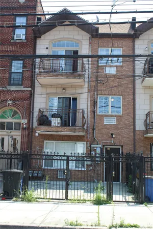 $1,200,000 | 3814 Barnes Avenue | Williamsbridge