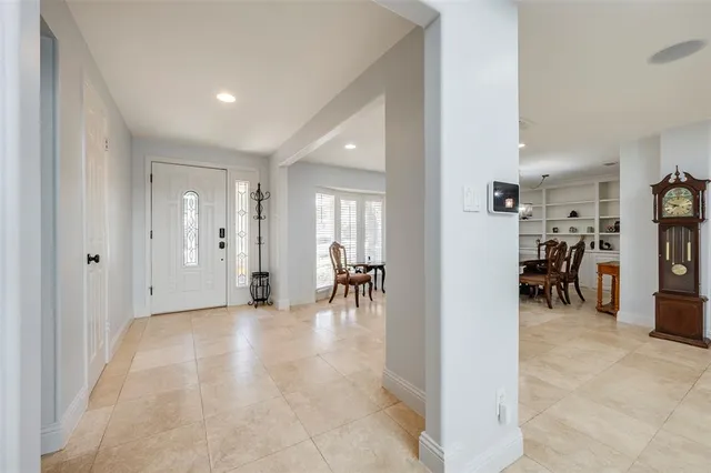 $419,900 | 5017 Boulder Lake Road, Fort Worth, TX 76103