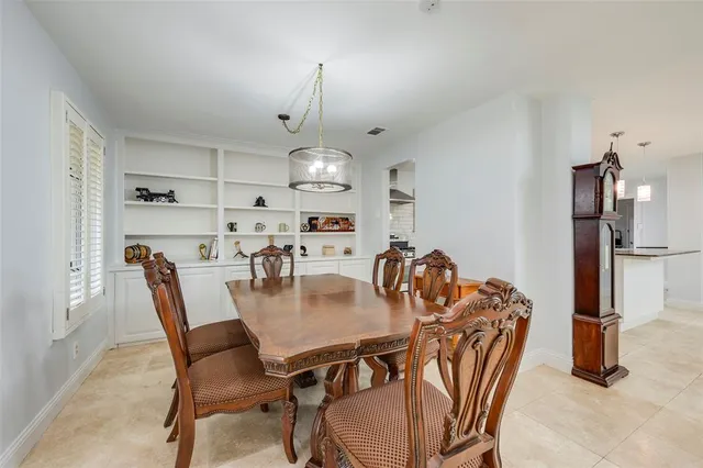 $419,900 | 5017 Boulder Lake Road, Fort Worth, TX 76103