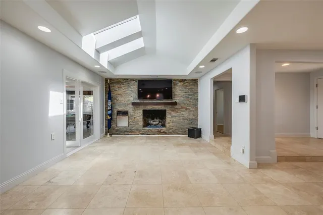 $419,900 | 5017 Boulder Lake Road, Fort Worth, TX 76103