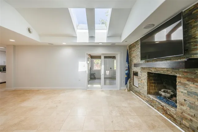 $419,900 | 5017 Boulder Lake Road, Fort Worth, TX 76103