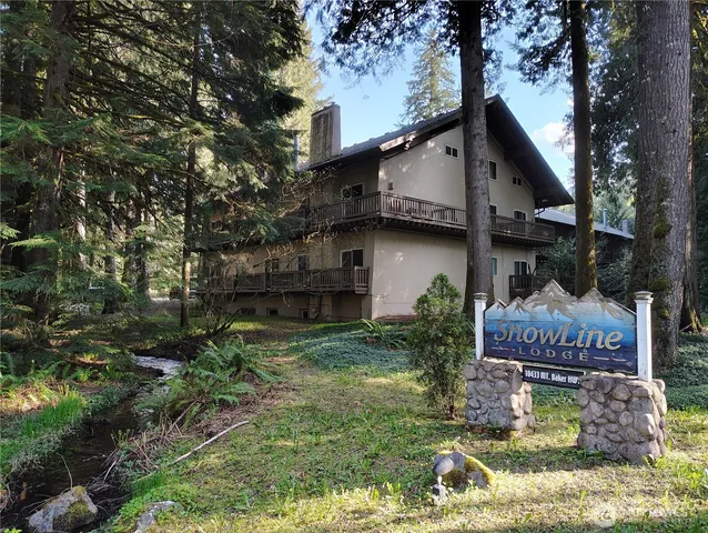 a car parked in front of a house