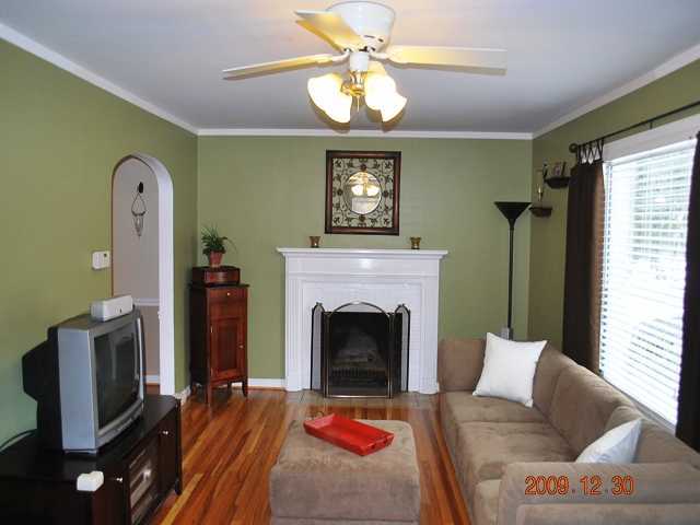 415 Chatham Road Columbus, OH 43214 - Photo 2 of 13