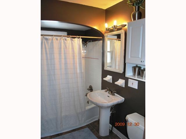 415 Chatham Road Columbus, OH 43214 - Photo 10 of 13