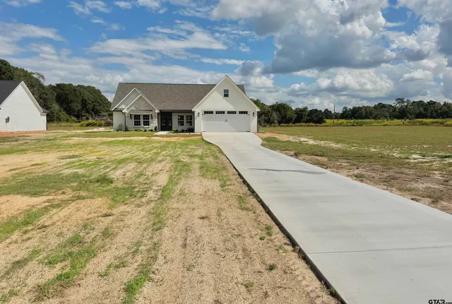 $379,000 | 5191 County Road 314, Henderson, TX 75654