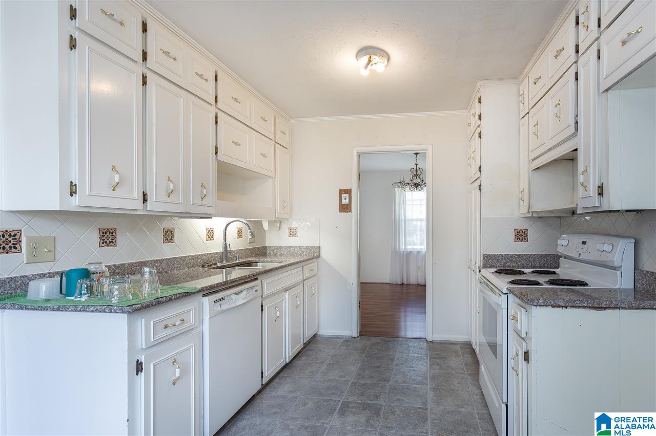 921 Hillsberry Road Oxford, AL 36203 - Photo 5 of 40