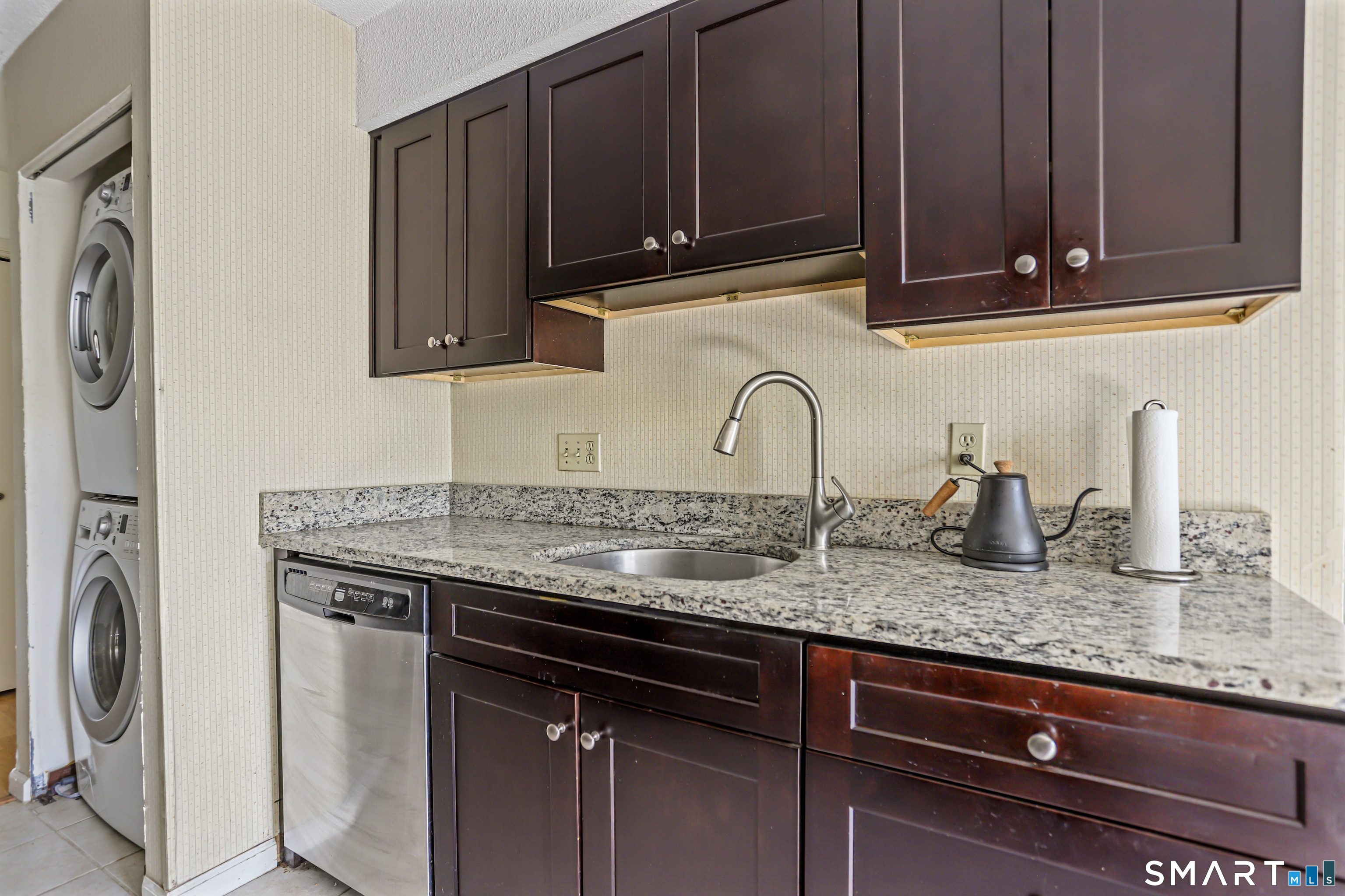 365 Mather Street, Unit 38 Hamden, CT 06514 - Photo 5 of 18