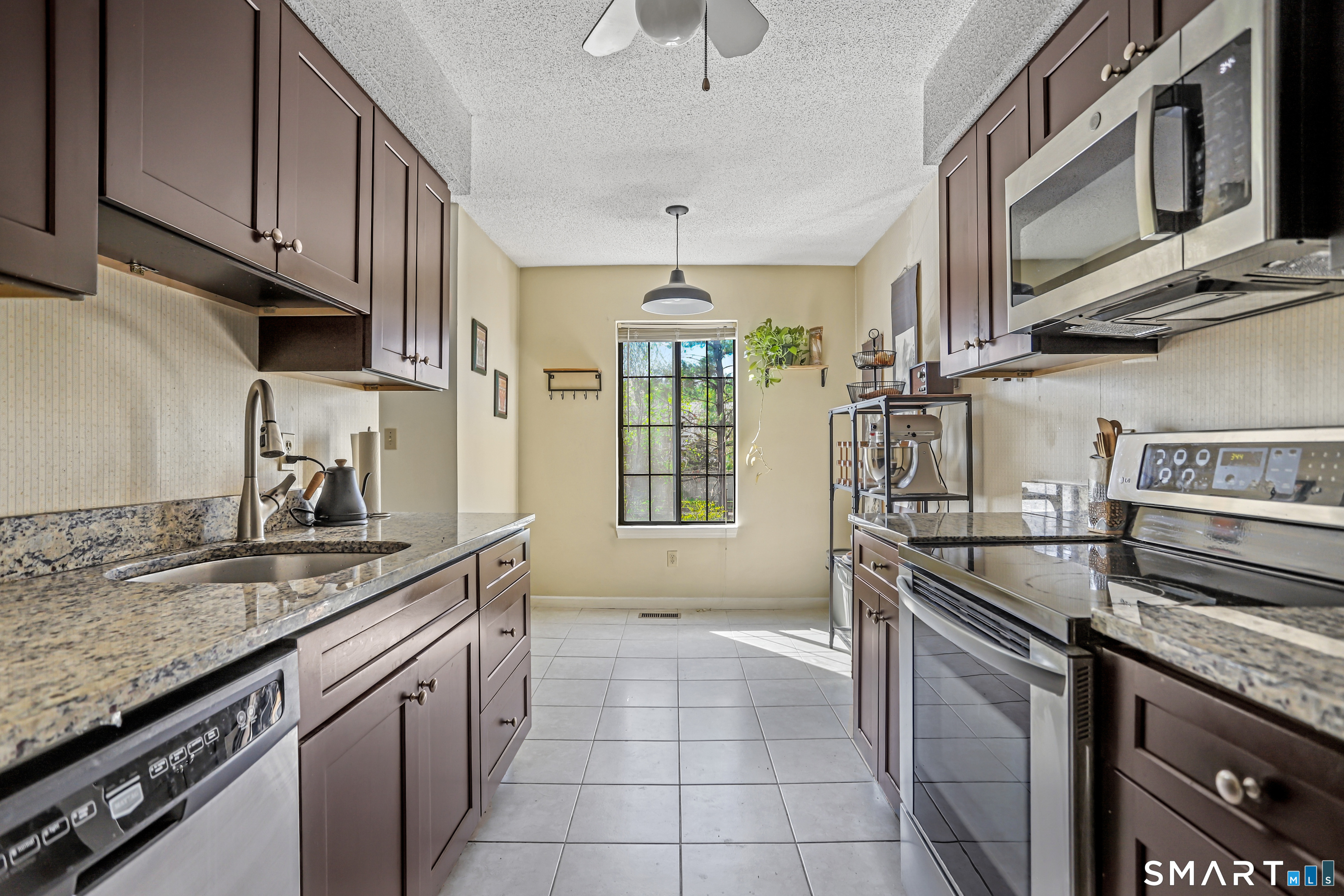 365 Mather Street, Unit 38 Hamden, CT 06514 - Photo 7 of 18