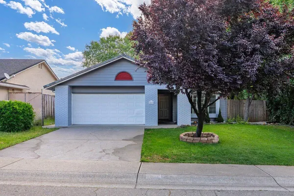 $380,000 | 2539 Yana Avenue, Redding, CA 96002