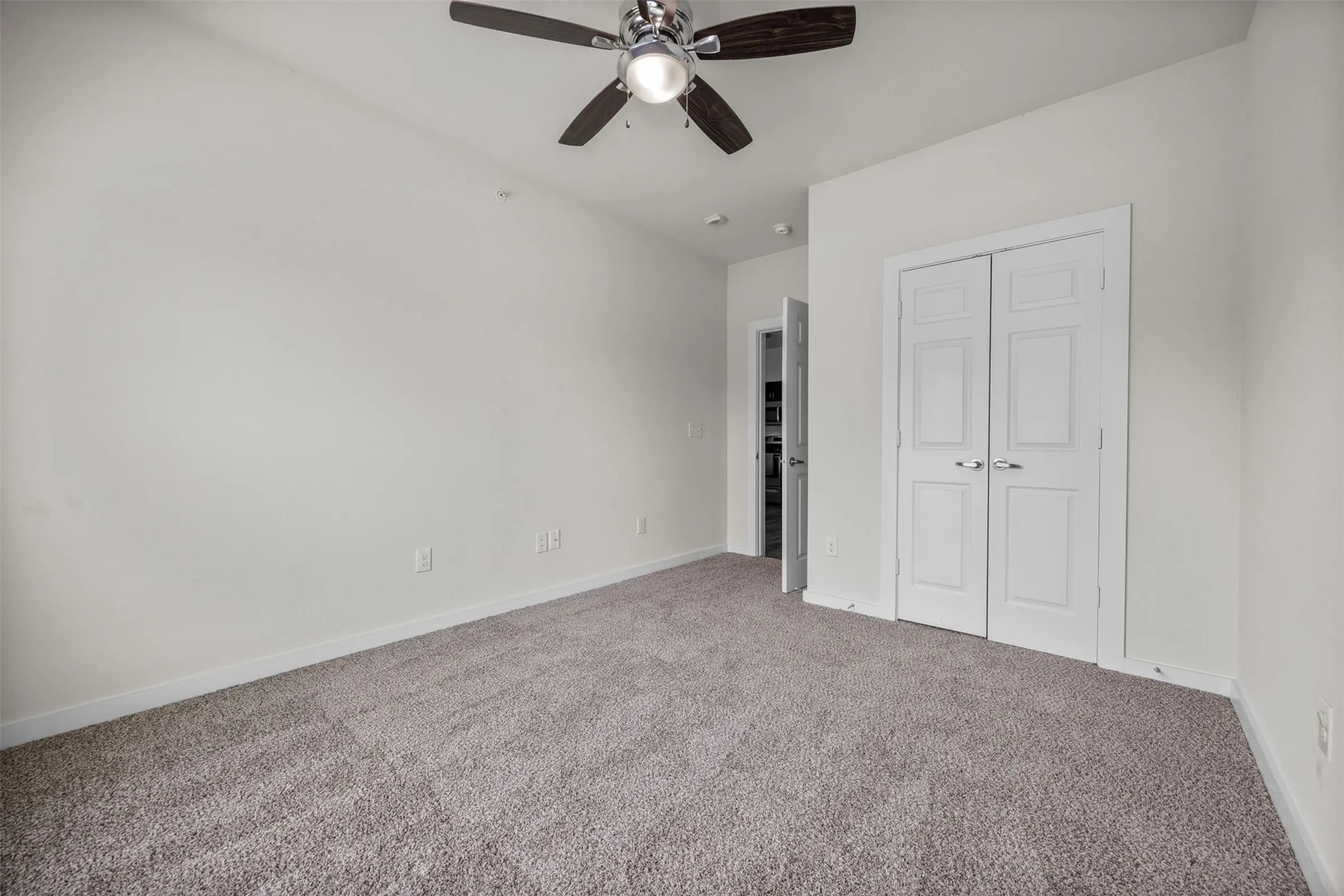 6725 Circle S Road, Unit A2102 Austin, TX 78745 - Photo 8 of 23 $500 off first month's rent! Don’t miss out on this limited-time offer — contact our team today to learn more and find the perfect unit for you!