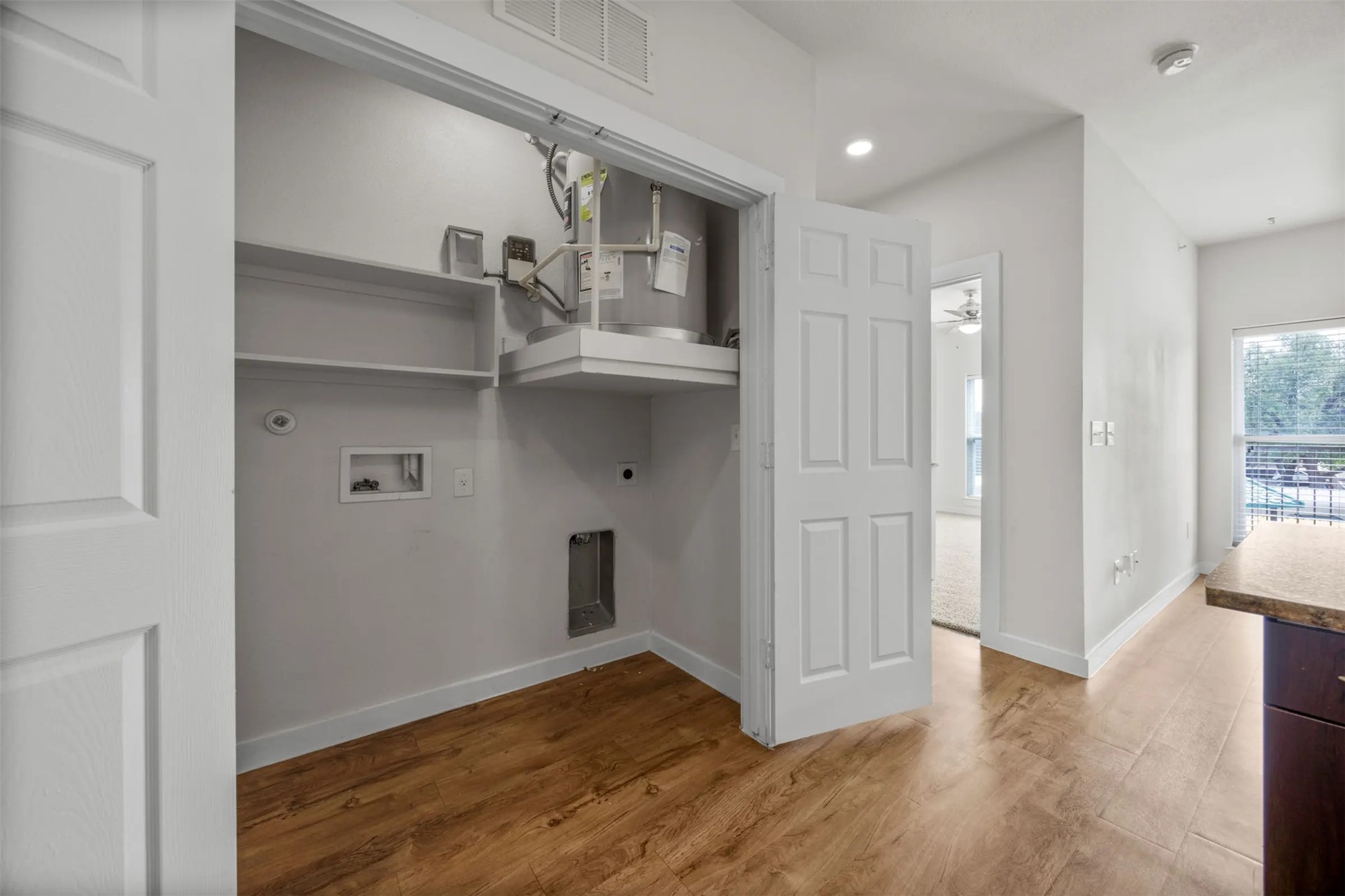 6725 Circle S Road, Unit A2102 Austin, TX 78745 - Photo 9 of 23 $500 off first month's rent! Don’t miss out on this limited-time offer — contact our team today to learn more and find the perfect unit for you!