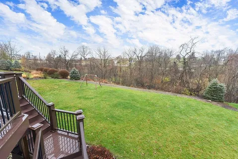$665,000 | 434 Longleaf Drive, Venetia, PA 15367