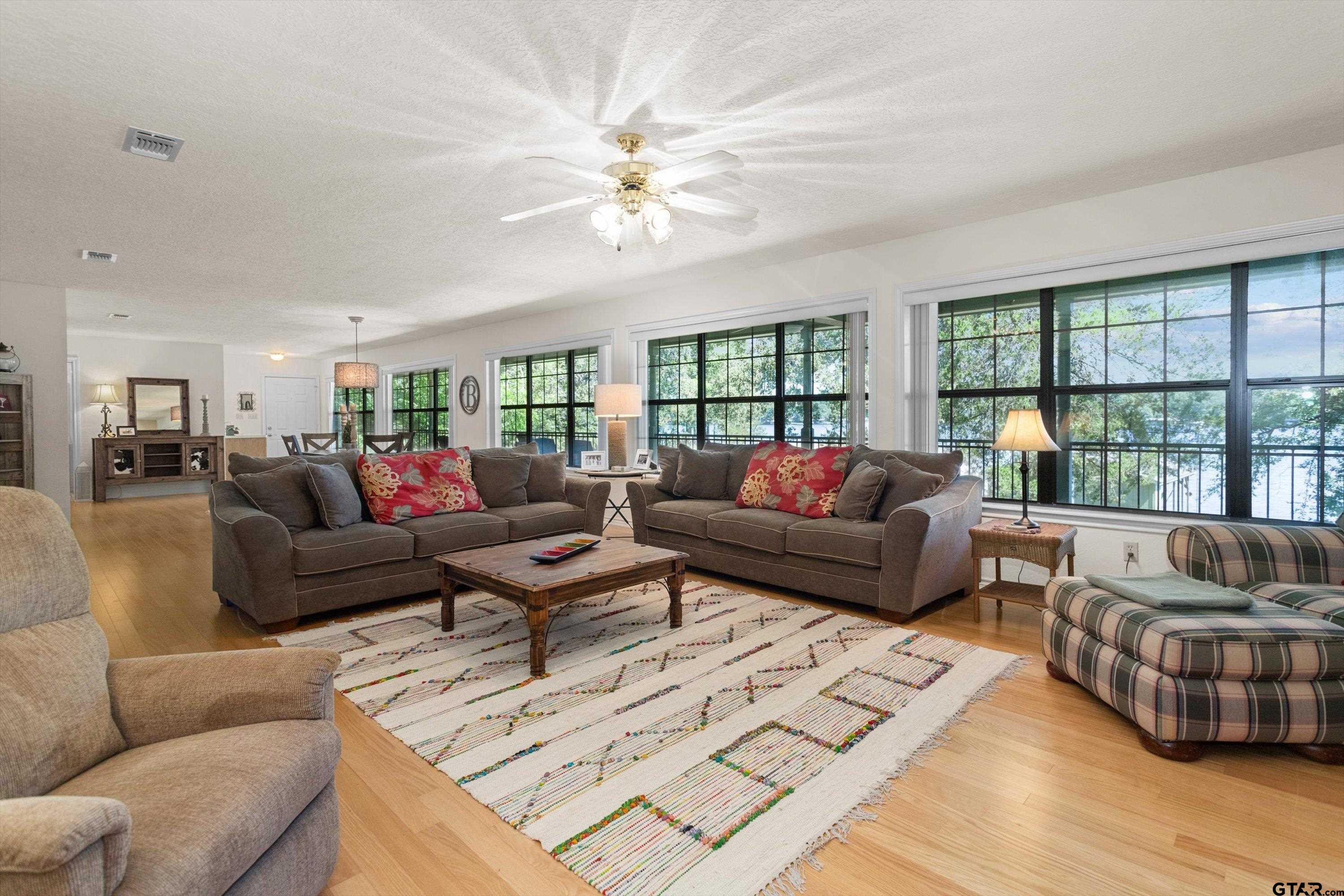 386 Dailey Road Crockett, TX 75835 - Photo 7 of 28 a living room with furniture and a large window