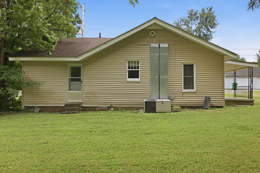 1233 West Ridgeway Street Mayfield, KY 42066 - Photo 15 of 21 15