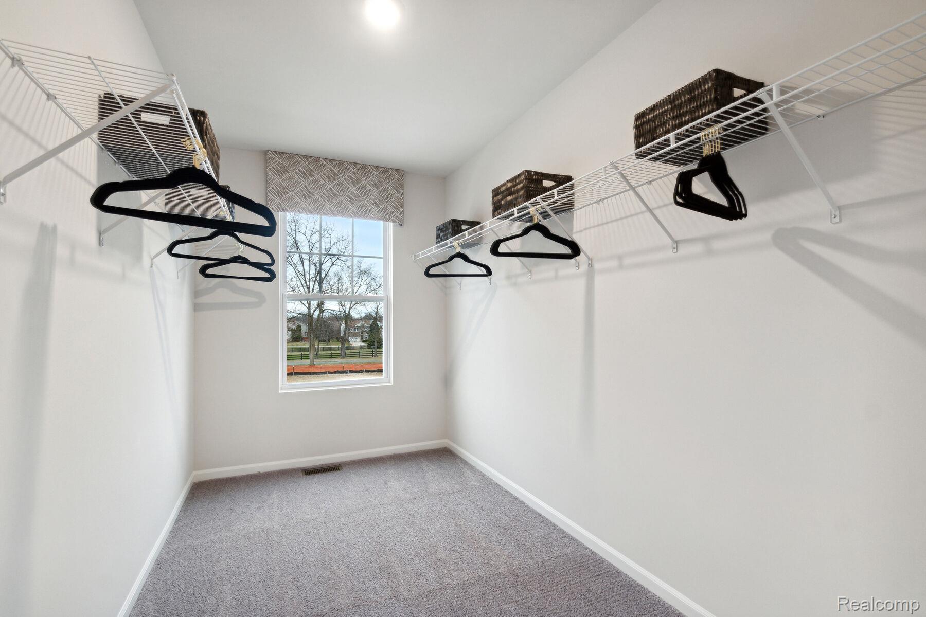 4124 Sedgeview Circle Howell, MI 48855 - Photo 16 of 22 15 Owner's Closet.jpg
