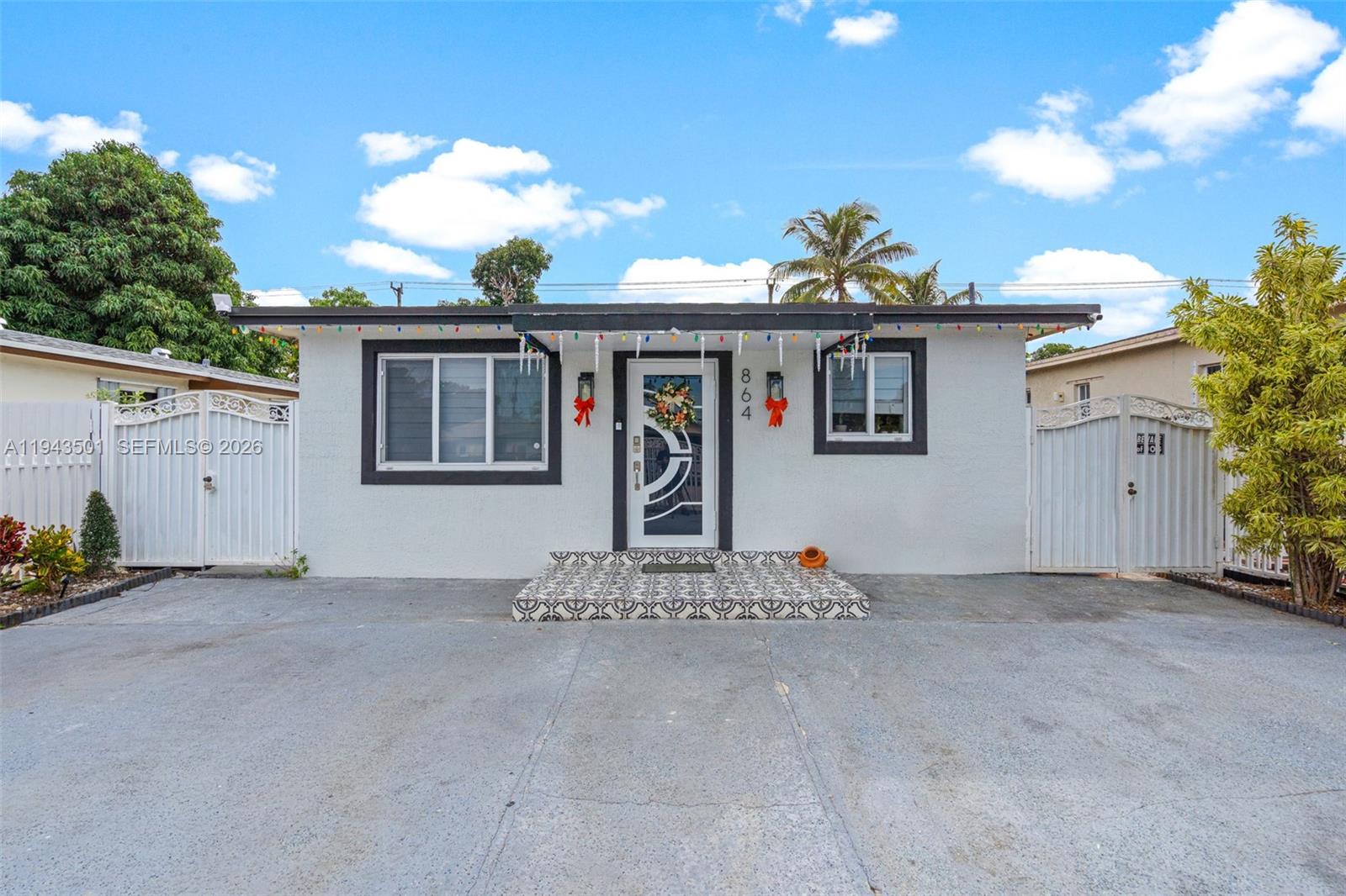864 East 29th Street Hialeah, FL 33013 - Photo 4 of 16 a view of a garage