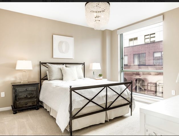 $1,260,000 | 234 Causeway Street, Unit 807, Boston, MA 02114