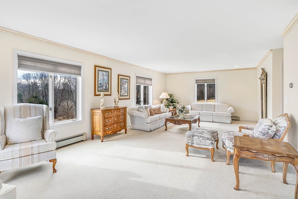54 Brooks Road Paxton, MA 01612 - Photo 10 of 32 Gallery Image 10