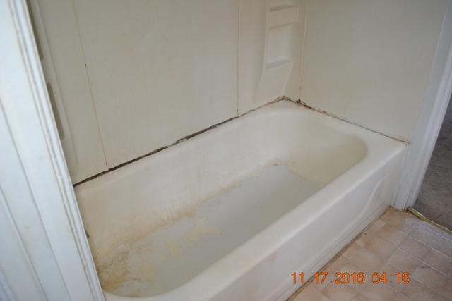 922 Old Lower Mill Road Hixson, TN 37343 - Photo 4 of 76 BathTub