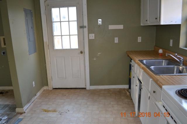 922 Old Lower Mill Road Hixson, TN 37343 - Photo 37 of 76 Kitchen (2)