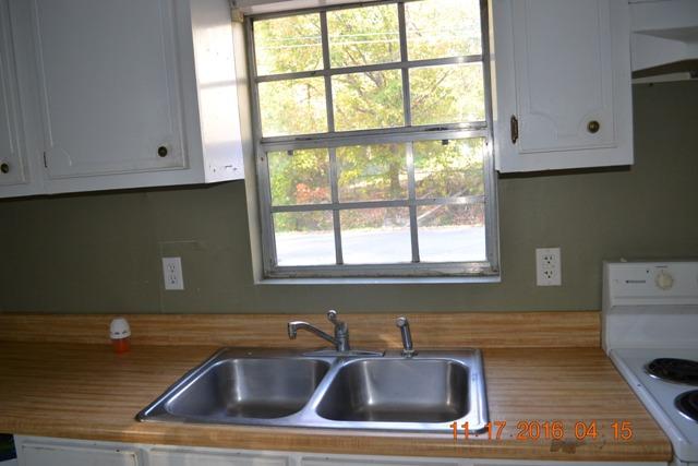 922 Old Lower Mill Road Hixson, TN 37343 - Photo 43 of 76 Kitchen (8)