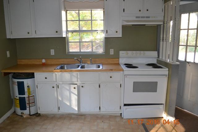 922 Old Lower Mill Road Hixson, TN 37343 - Photo 44 of 76 Kitchen (9)